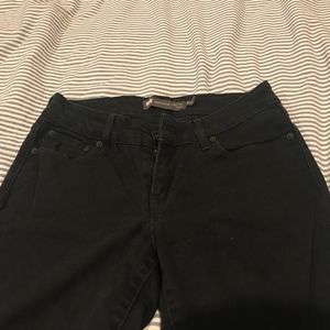Black Levi’s Women’s Jeans
